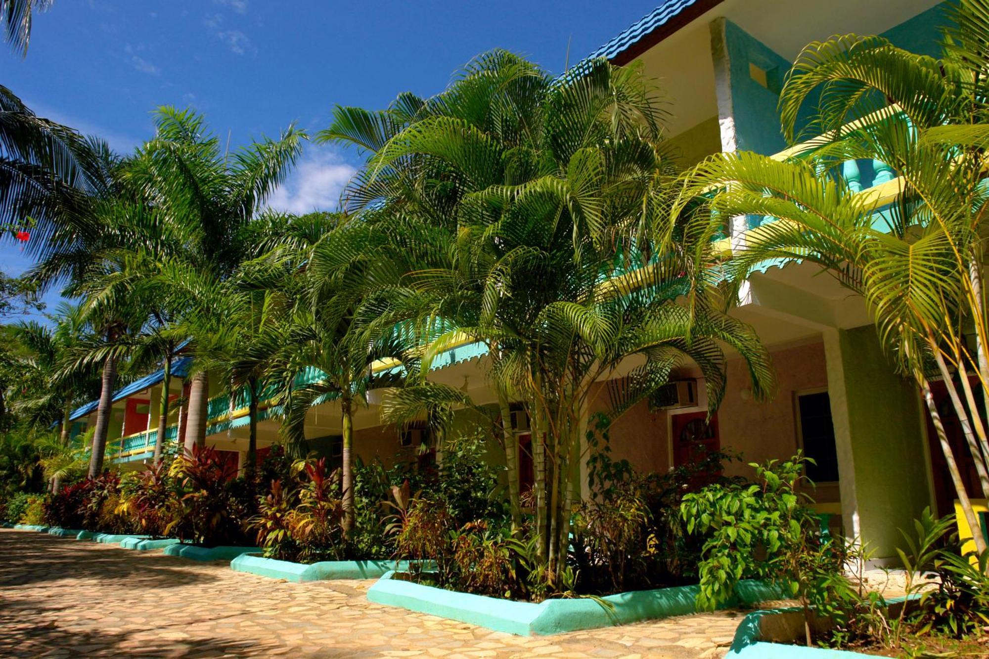 Legends Beach Resort Negril Exterior photo